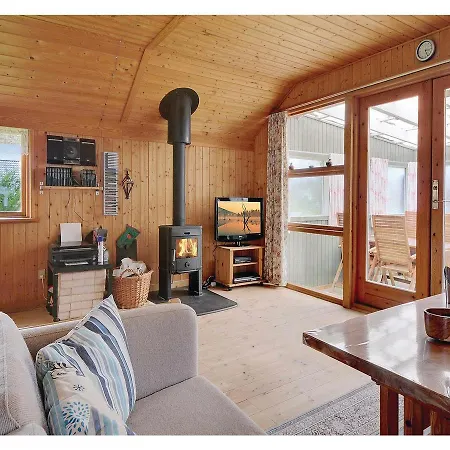 Three-bedroom Holiday In